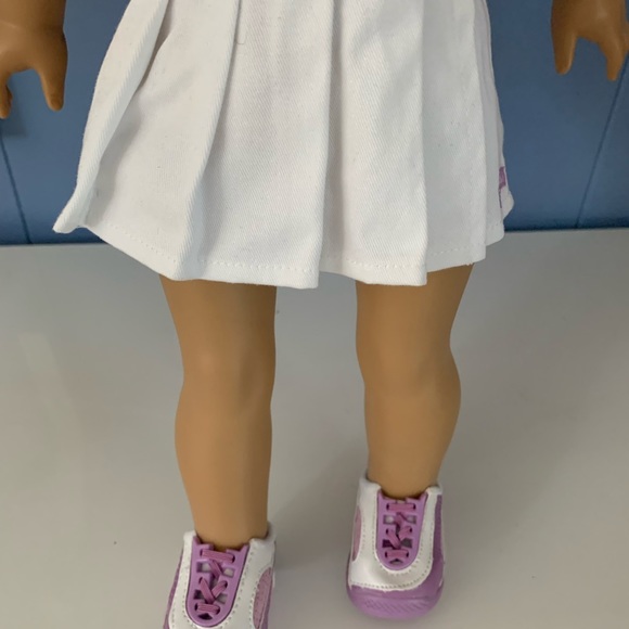 AMERICAN GIRL DOLLS - Picture 8 of 10